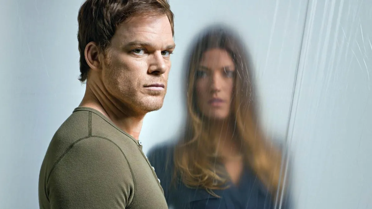 2022-1-dexter-morgan-debra-morgan